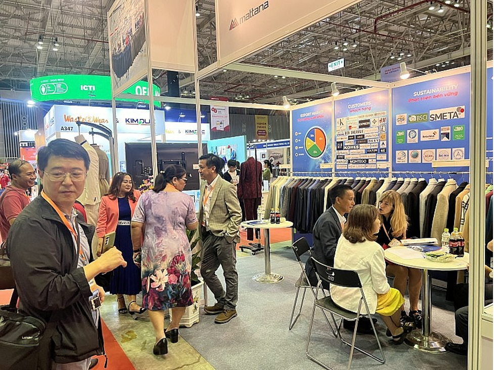 Hơn 6.000 nhà mua hàng quốc tế tìm kiếm nguồn cung tại Việt Nam